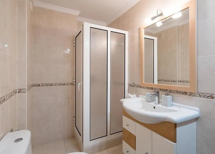 Apartament Algarve Near Armação de Pêra